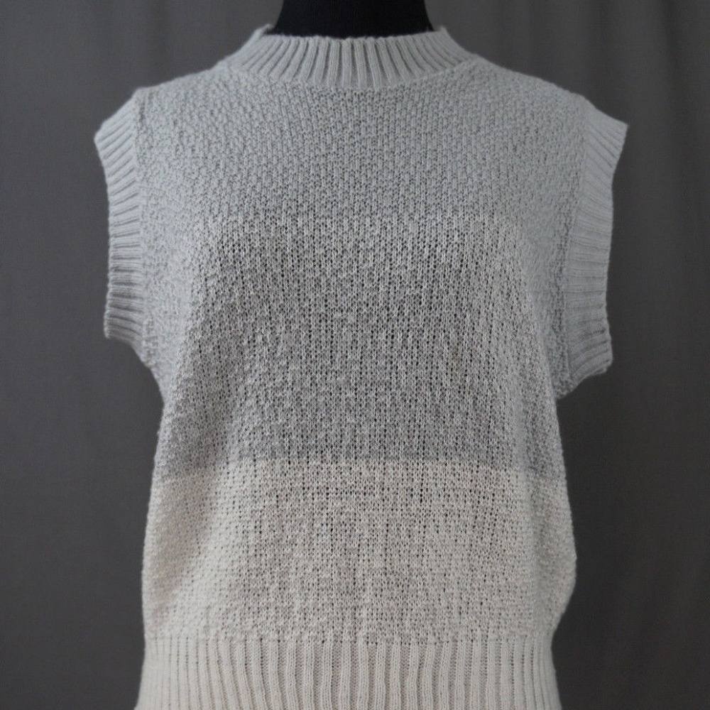 VTG 80's Brunny Loose Knit Vest Sleeveless Sweater